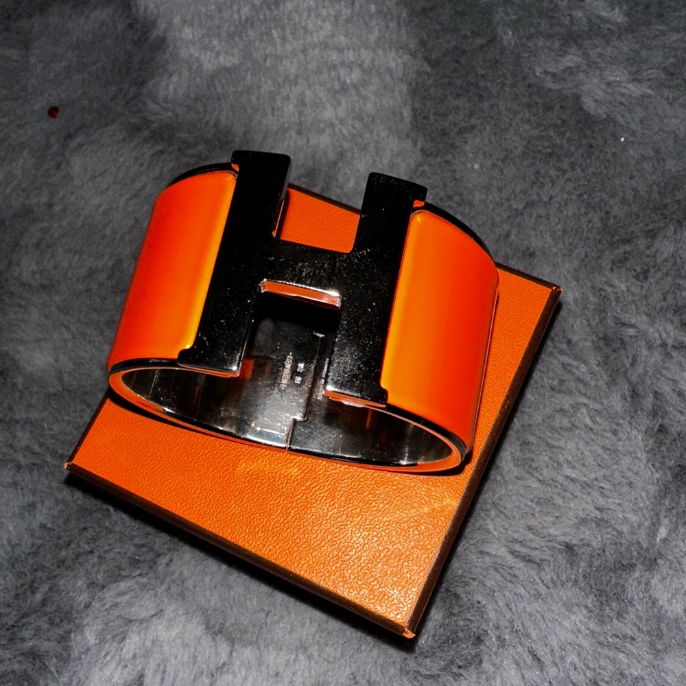 Authentic Hermes Clic Clac H Bracelet